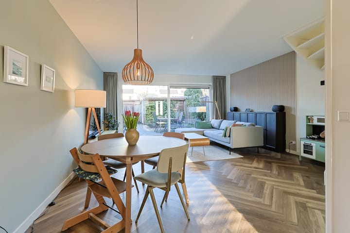 Foto 12 van Doornenburg 86