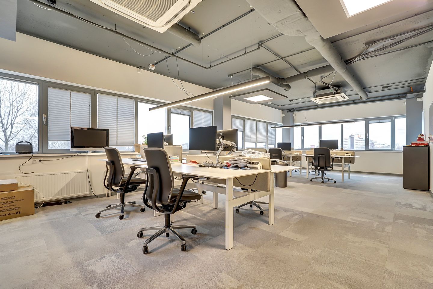 Bekijk foto 2 van Tielweg 6