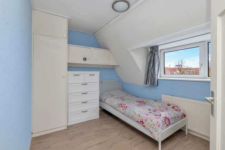 Foto 15 van Van Zeggelenplein 3