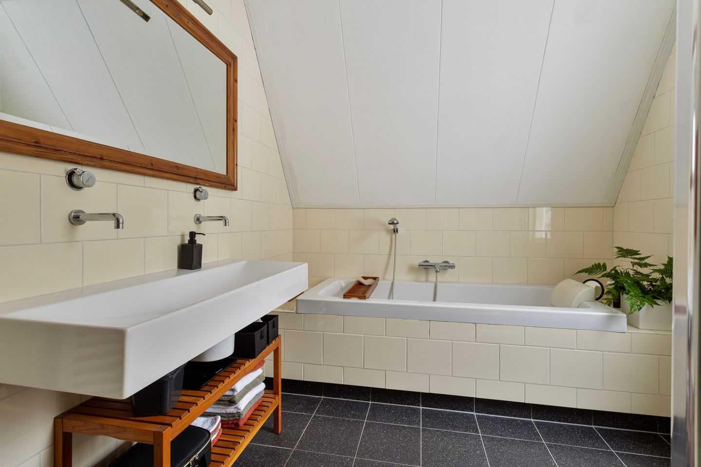 Foto 29 van Dennenlaan 27