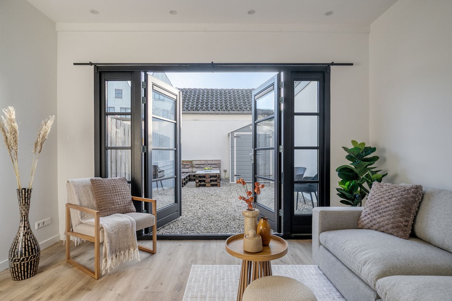 Photo 5 of Nassaustraat 73