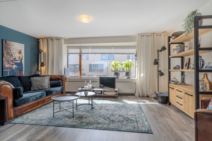 Photo 2 of Lisdodde 68