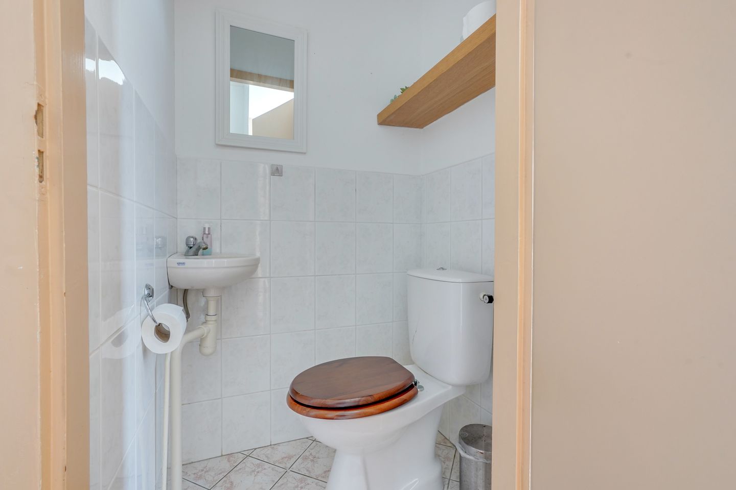 Photo 10 of Sperwerstraat 8