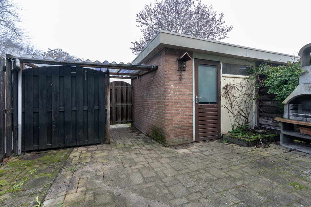 Photo 31 of Sperwerstraat 8