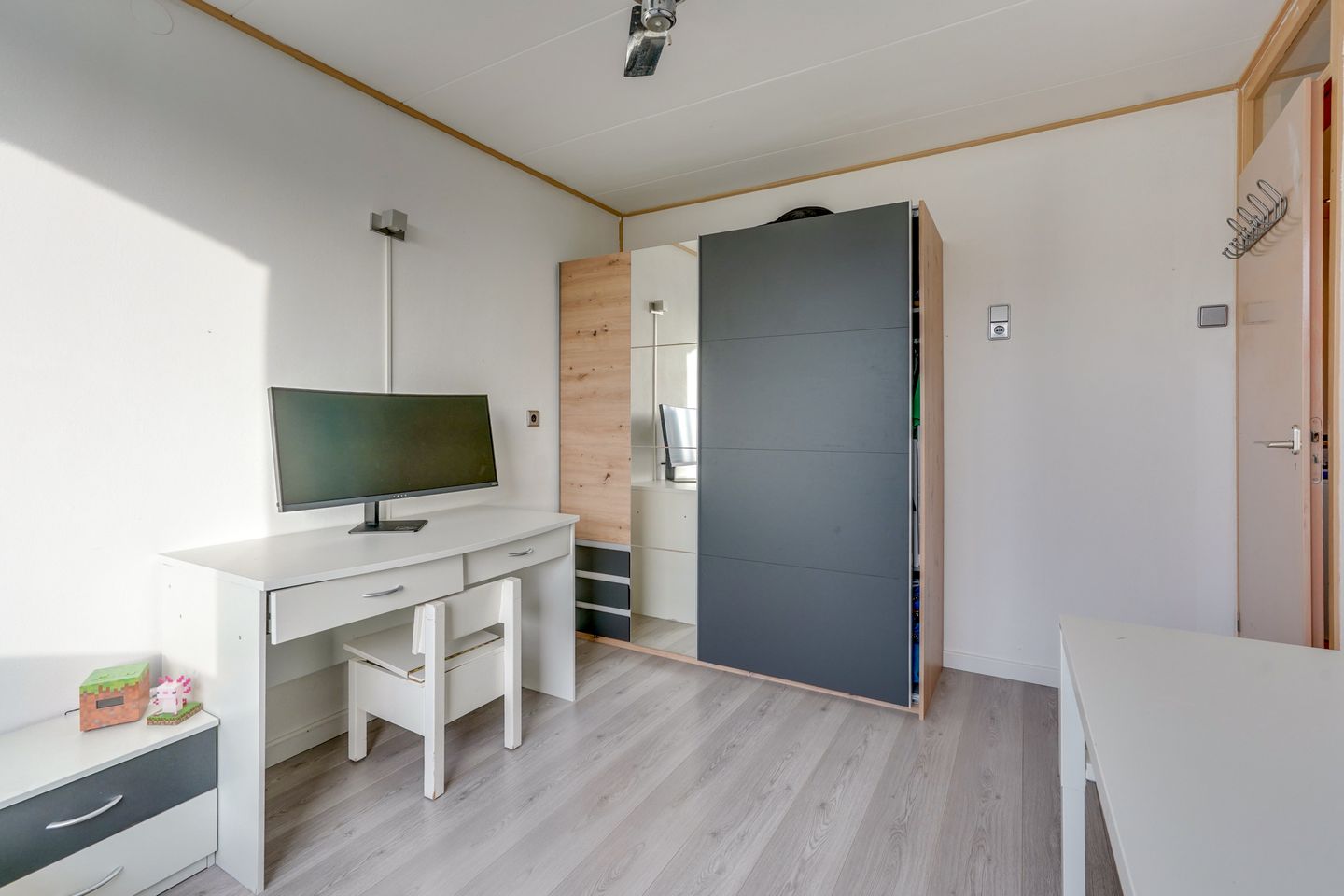 Photo 49 of Sperwerstraat 8