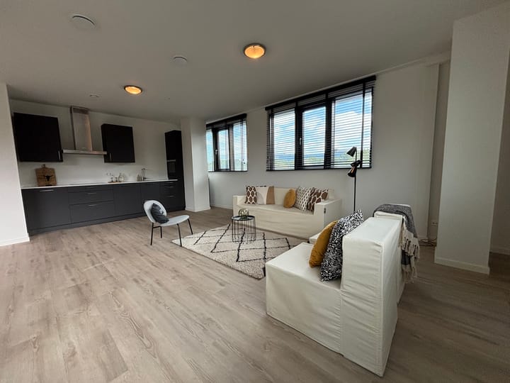 Photo 3 of Vincent van den Heuvellaan 51