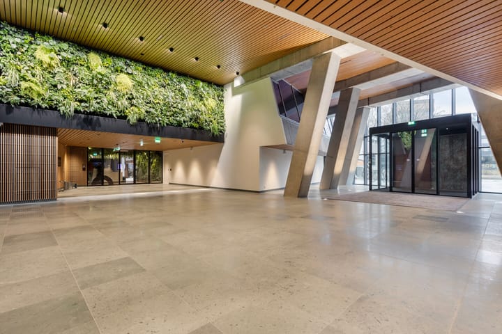 Photo 15 of Vincent van den Heuvellaan 51