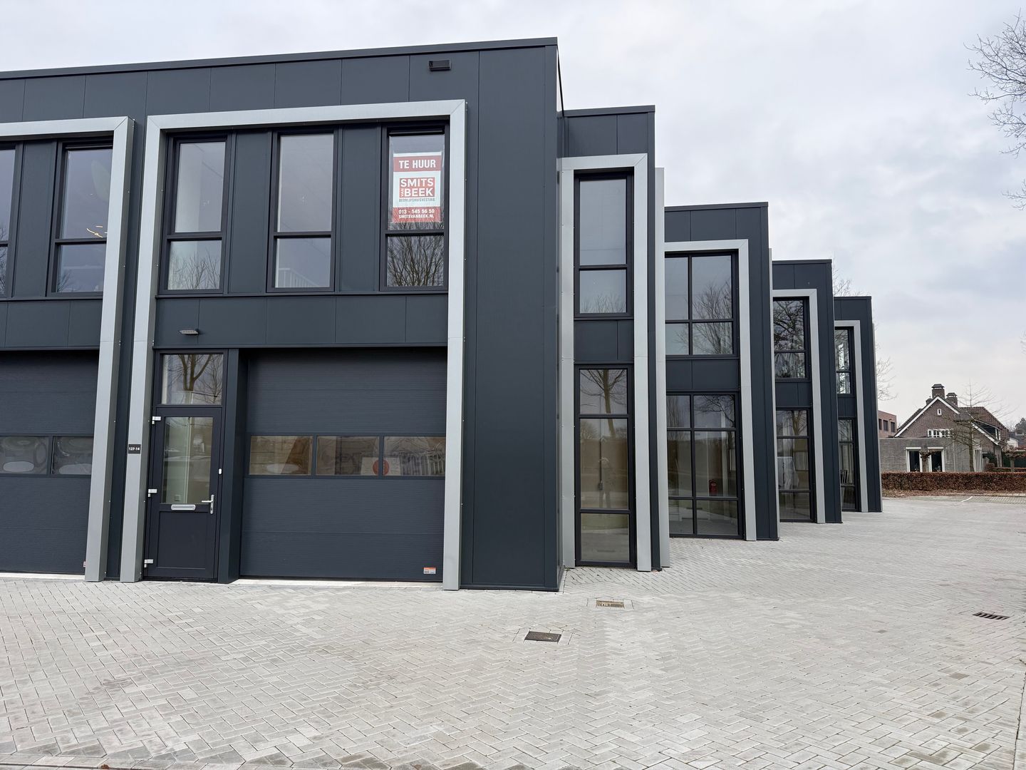 View photo 3 of Bergstraat 127