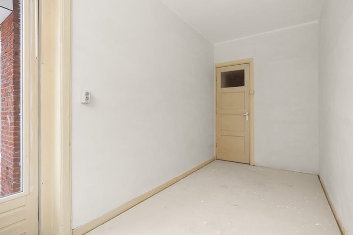 Foto 15 van Moerdijkstraat 29-1