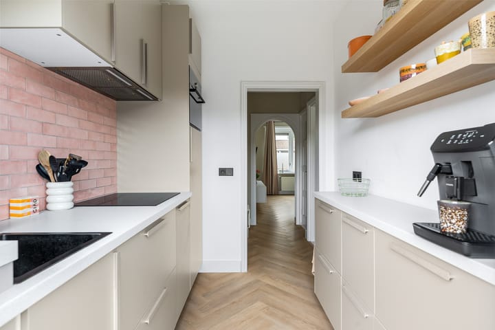 Foto 16 van Diepenbrockstraat 54