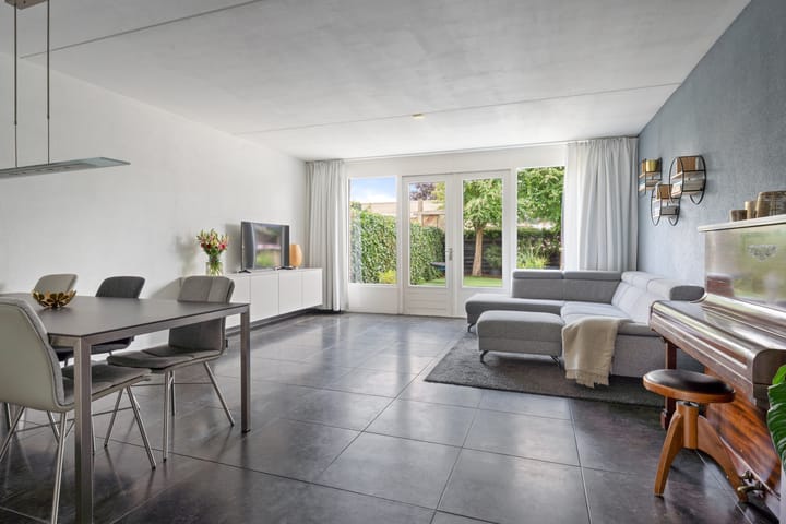 Photo 2 of Schipperstraat 145