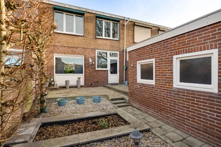 Foto 4 van Odiliaplein 2