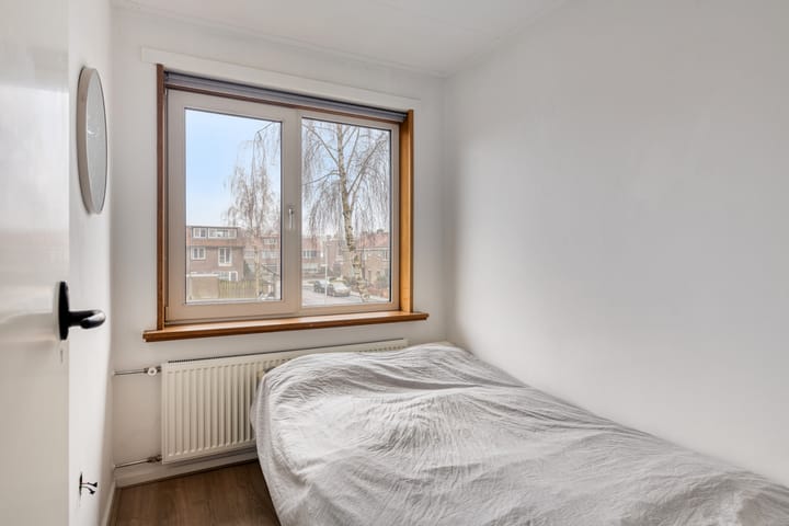 Photo 16 of Maasstraat 33