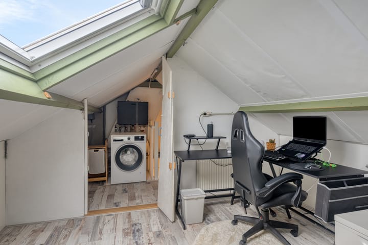 Photo 20 of Maasstraat 33