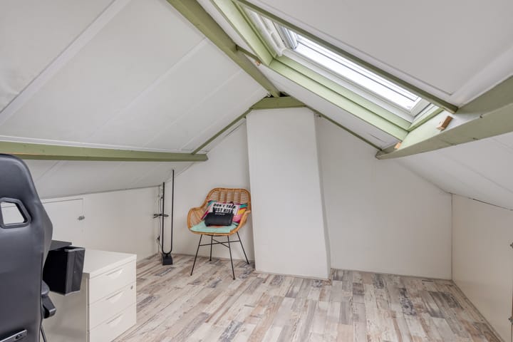 Photo 21 of Maasstraat 33