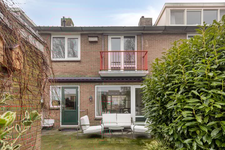 Photo 24 of Maasstraat 33