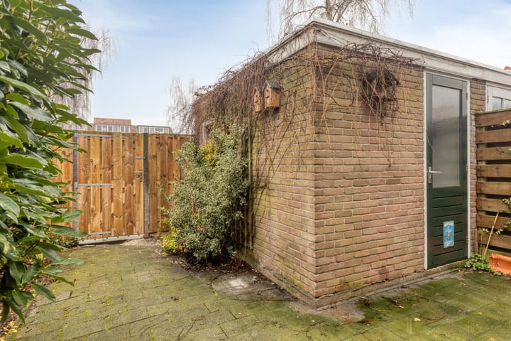 Photo 25 of Maasstraat 33