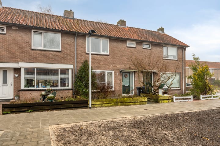 Photo 27 of Maasstraat 33