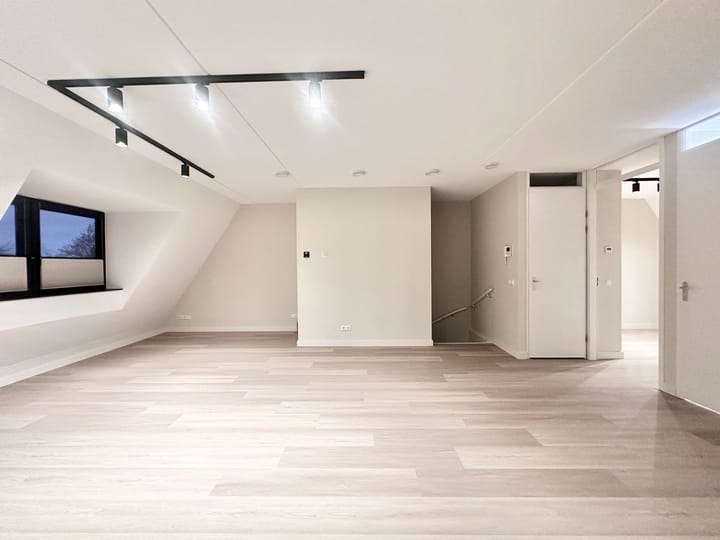 Photo 4 of Kometensingel 88-C