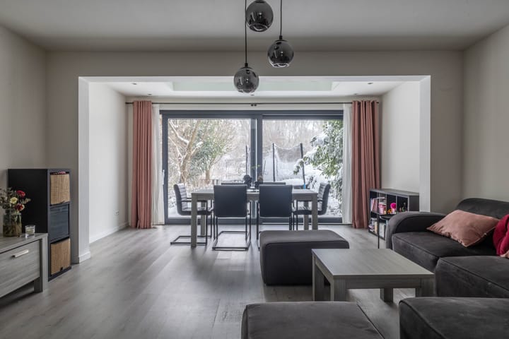 Photo 9 of Wethouder In 't Veldstraat 130