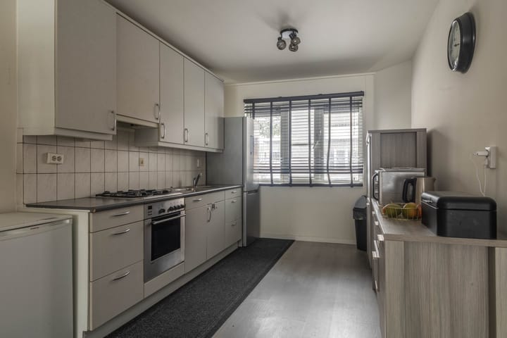 Photo 15 of Wethouder In 't Veldstraat 130