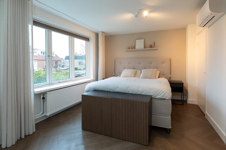 Foto 15 van Loosdrechtseweg 121