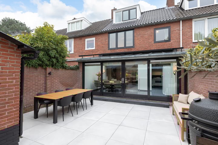 Foto 31 van Loosdrechtseweg 121