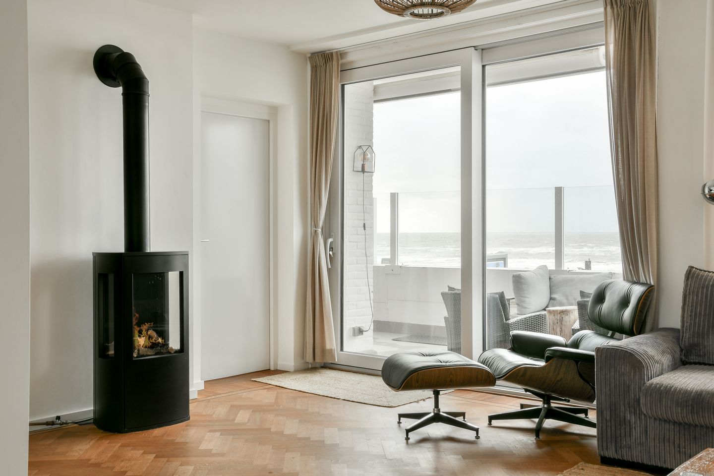 Foto 10 van de Favaugeplein 47