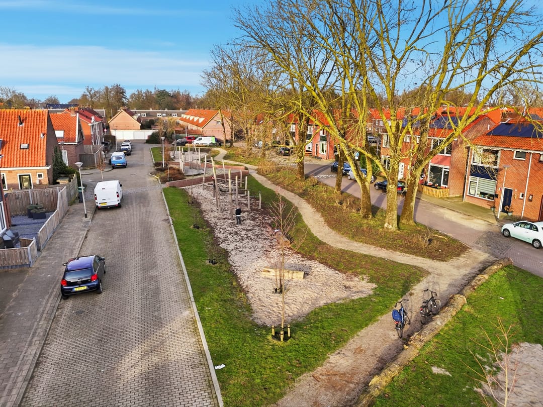 Foto 31 van De Genestetplein 9