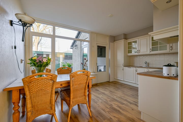 Foto 10 van Themislaan 45