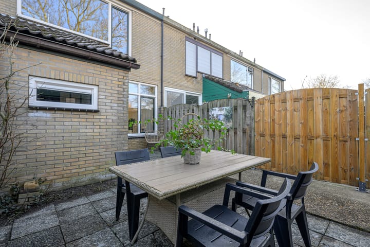 Foto 15 van Themislaan 45