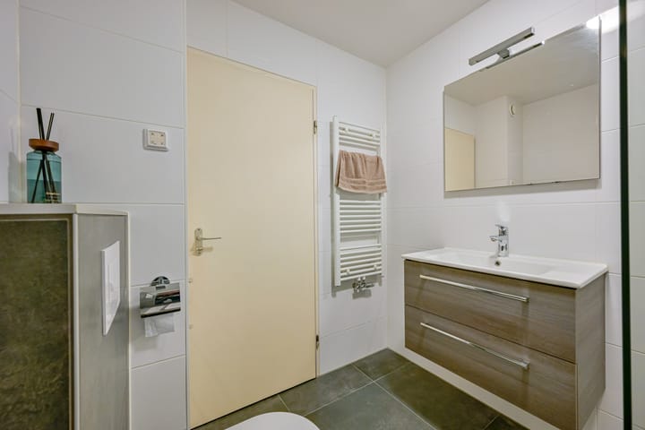 Foto 25 van Themislaan 45