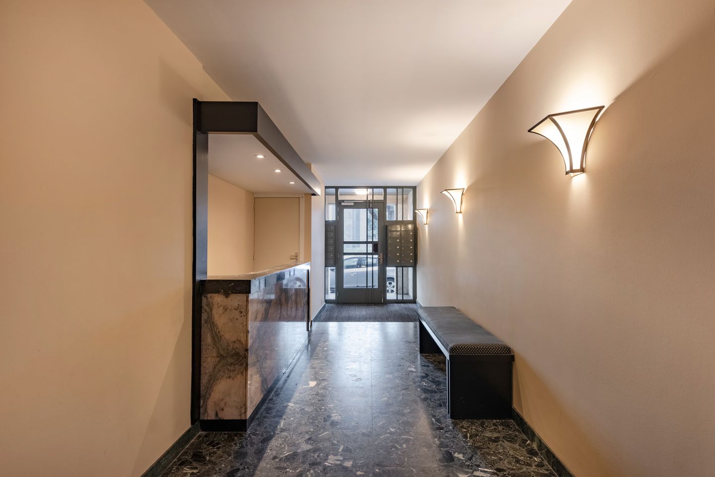 Photo 5 of Anna Paulownastraat 117-19