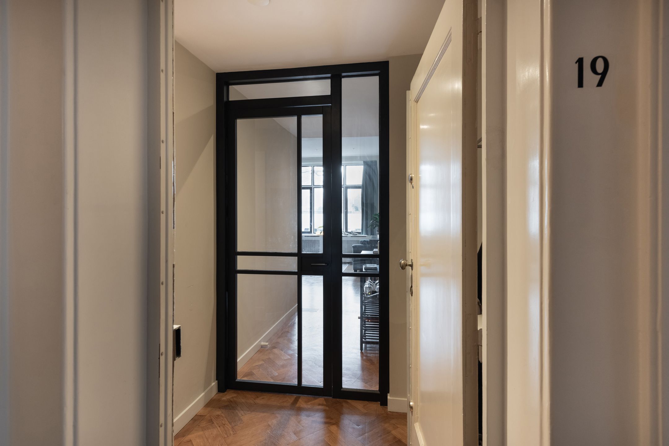 Photo 6 of Anna Paulownastraat 117-19