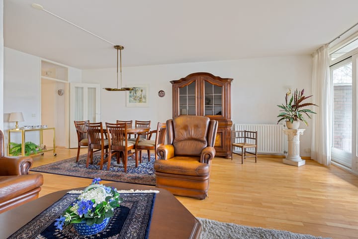 Foto 2 van Raadhuislaan 61