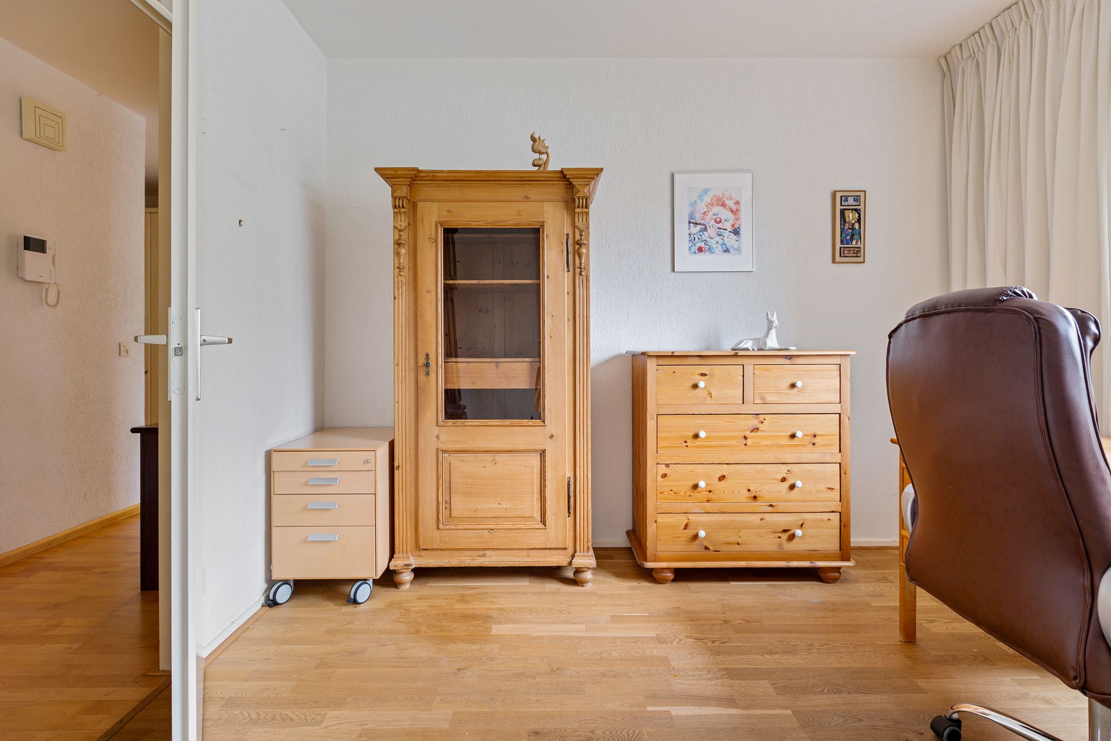 Photo 39 of Raadhuislaan 61