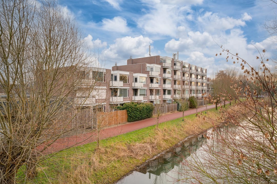 Photo 1 of Oostburgwal 27