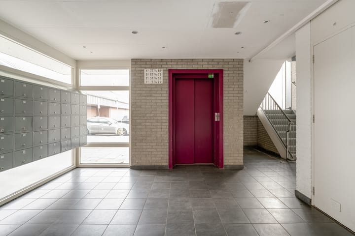 Foto 11 van Oostburgwal 27