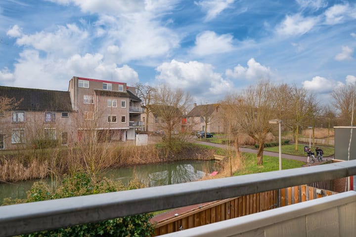 Foto 52 van Oostburgwal 27