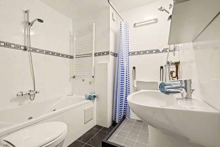 Photo 18 of Groeneveldstraat 21