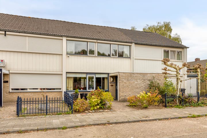 Photo 27 of Basstraat 39