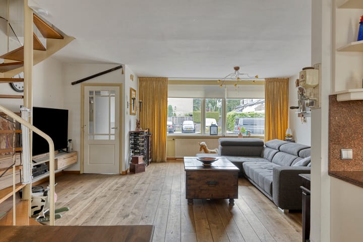 Photo 11 of Basstraat 39