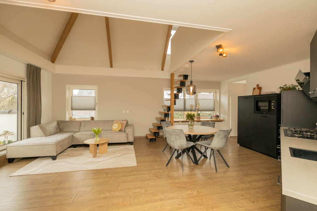 Photo 8 of Voorstraat 100-C