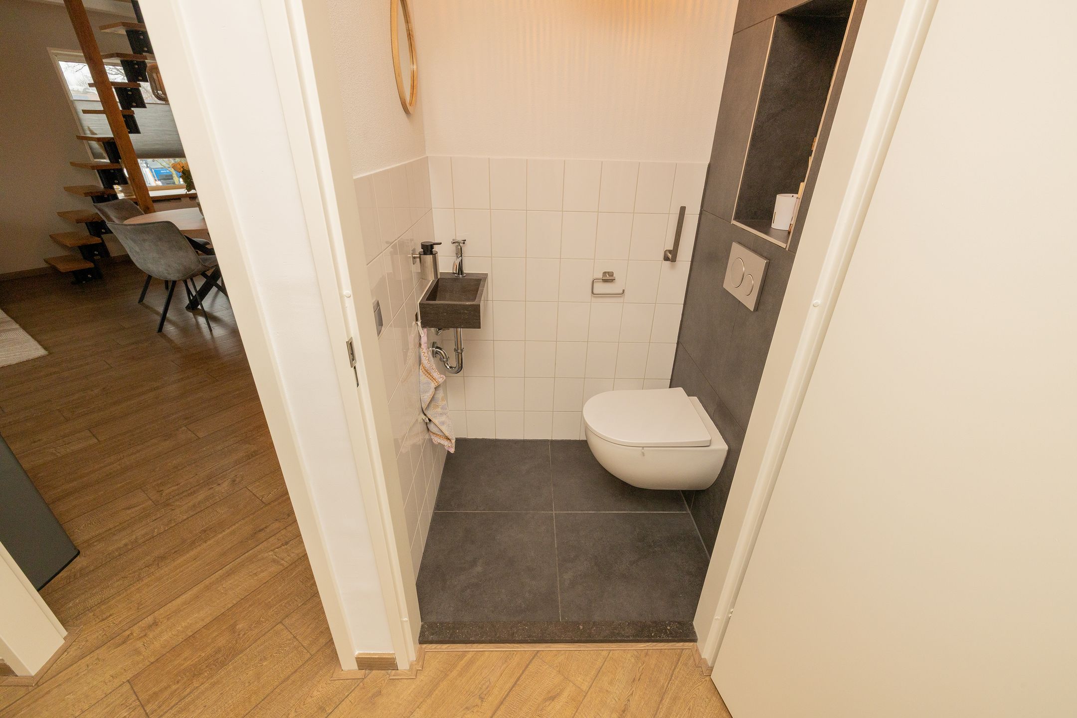 Photo 15 of Voorstraat 100-C