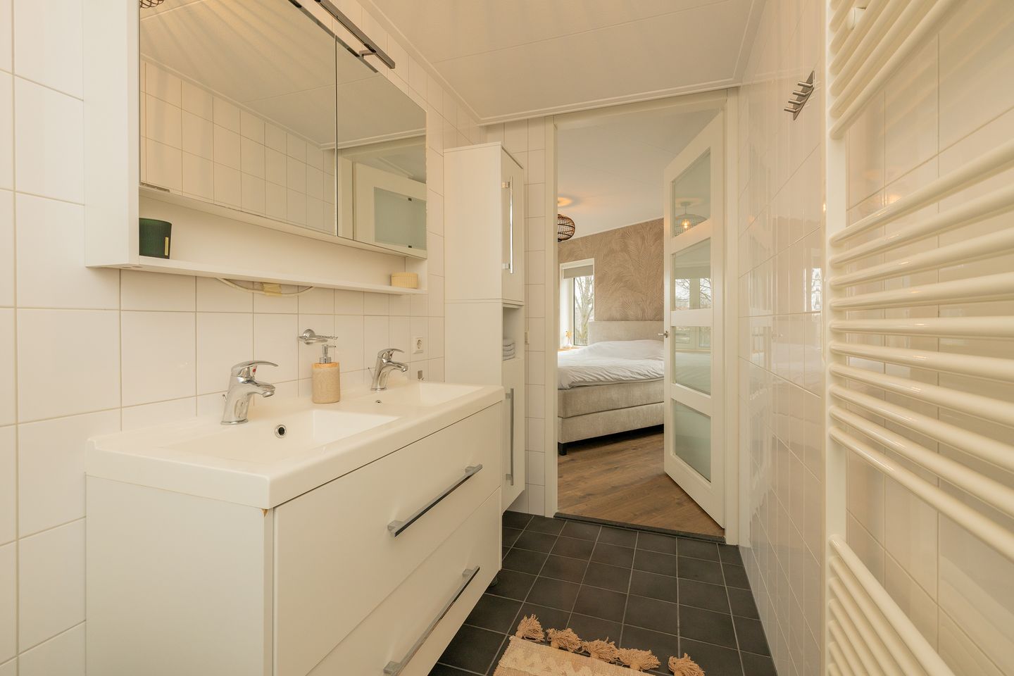 Photo 20 of Voorstraat 100-C