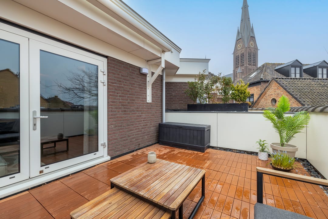 Photo 26 of Voorstraat 100-C