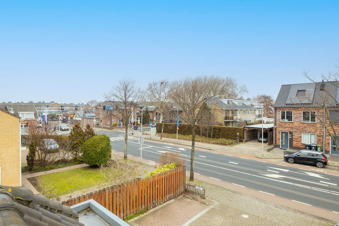 Photo 28 of Voorstraat 100-C