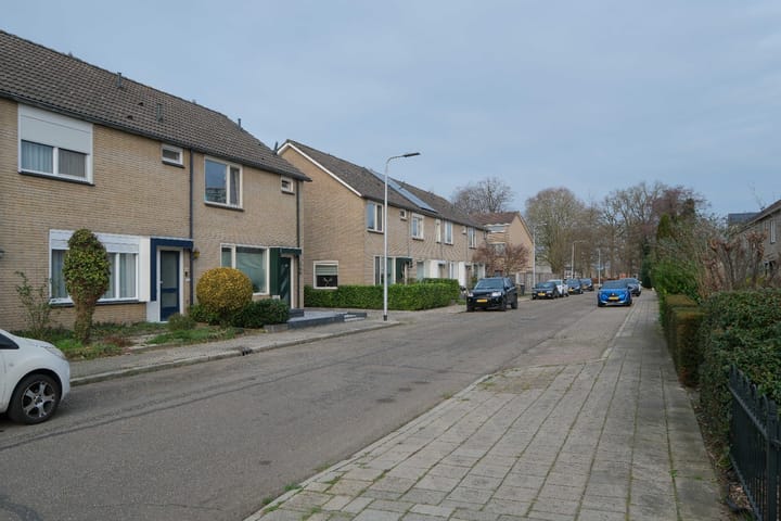 Photo 2 of Lisztstraat 11