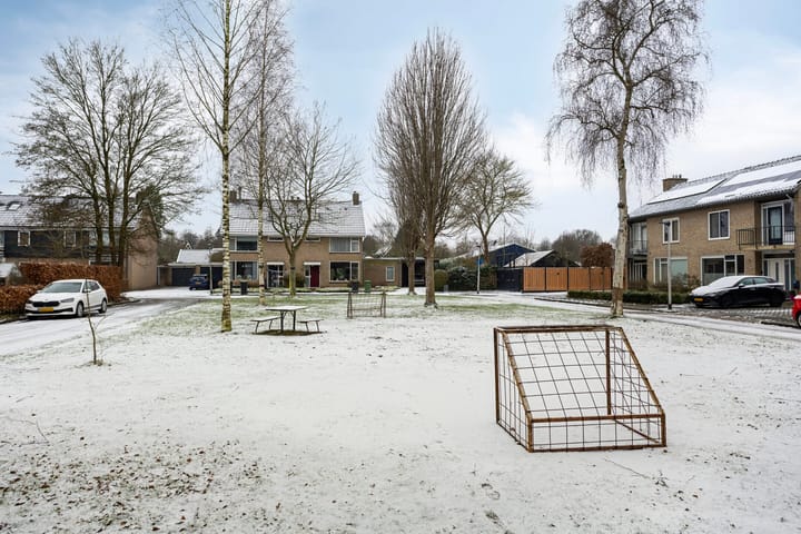 Foto 32 van Ereprijsstraat 12