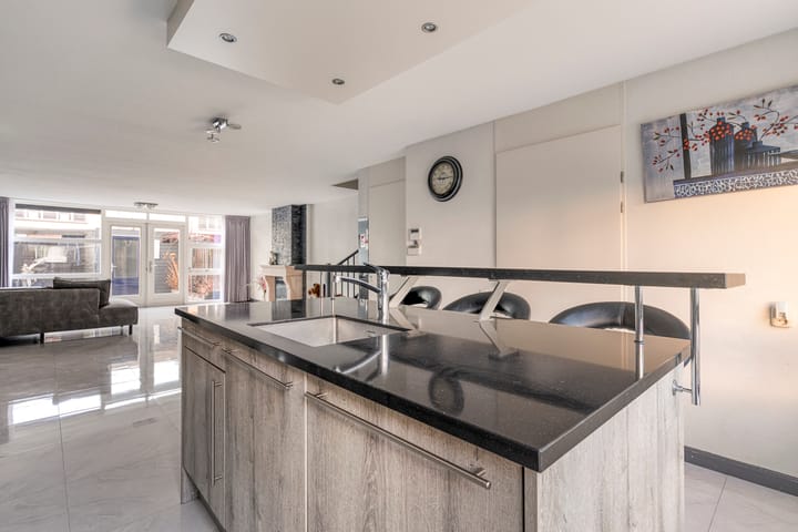 Photo 5 of Savannestraat 3